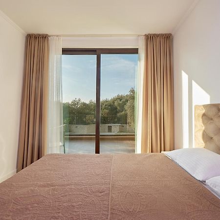Adria Lux Apartmens 2 Sveti Stefan Exteriör bild