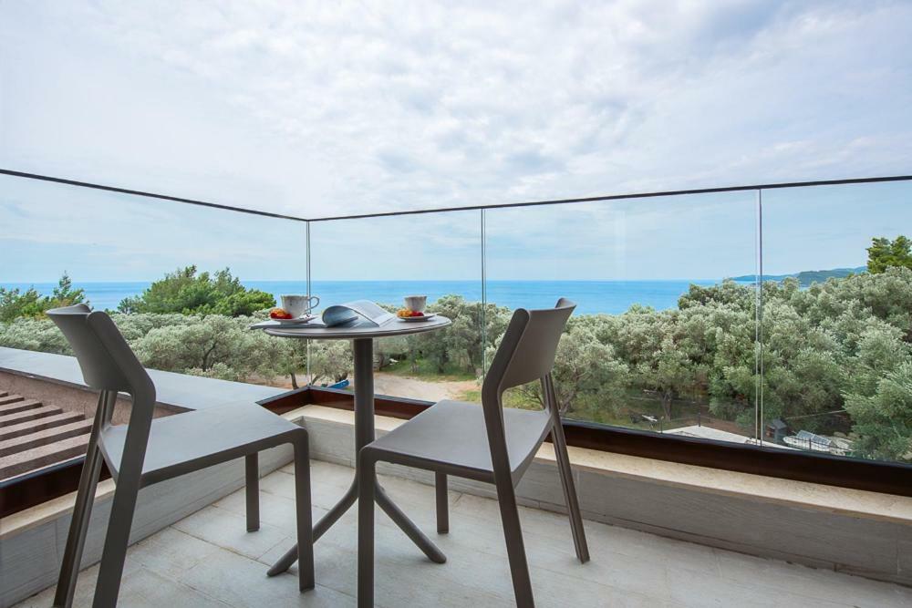 Adria Lux Apartmens 2 Sveti Stefan Exteriör bild