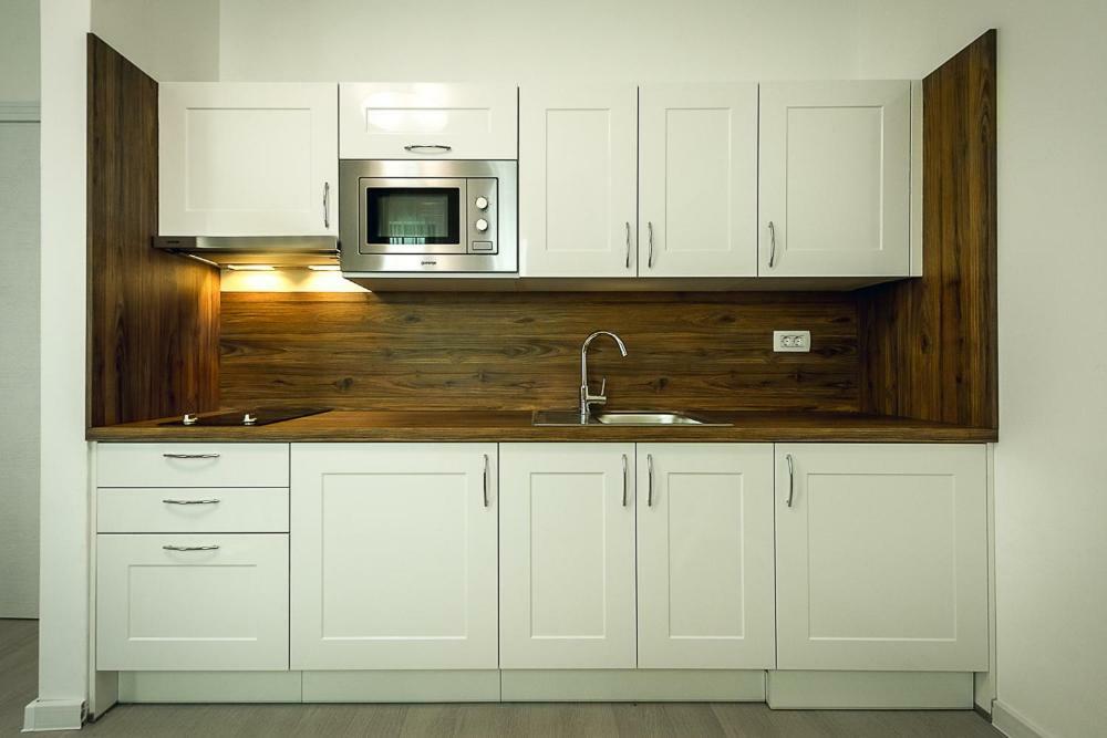 Adria Lux Apartmens 2 Sveti Stefan Exteriör bild