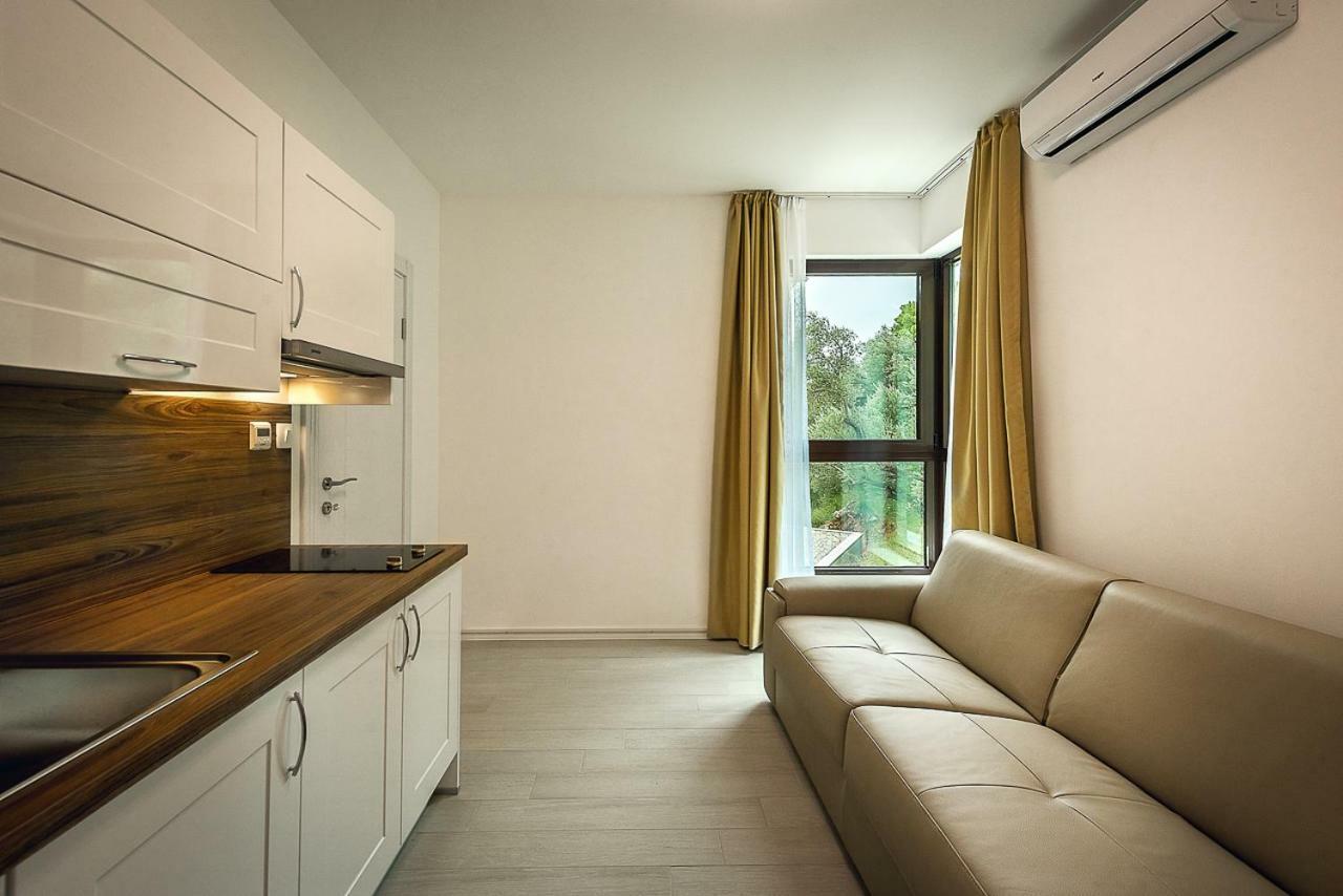 Adria Lux Apartmens 2 Sveti Stefan Exteriör bild