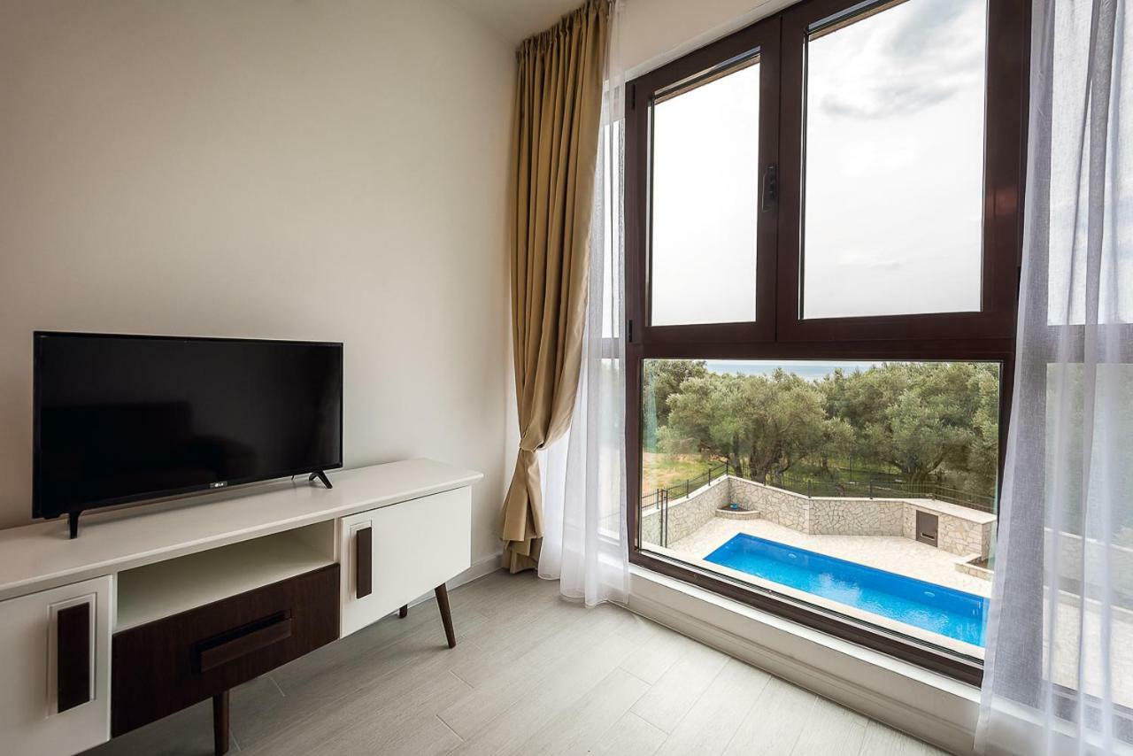 Adria Lux Apartmens 2 Sveti Stefan Exteriör bild