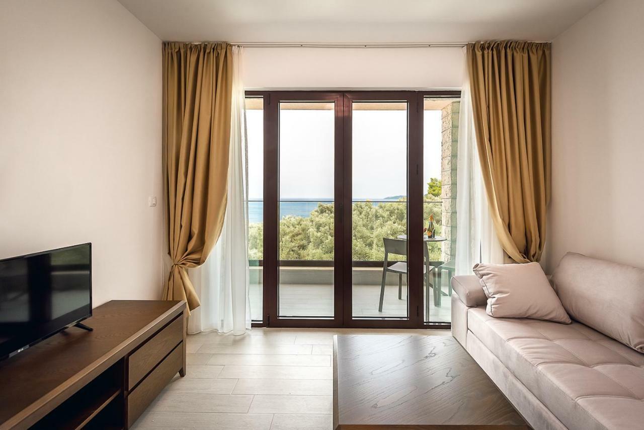 Adria Lux Apartmens 2 Sveti Stefan Exteriör bild