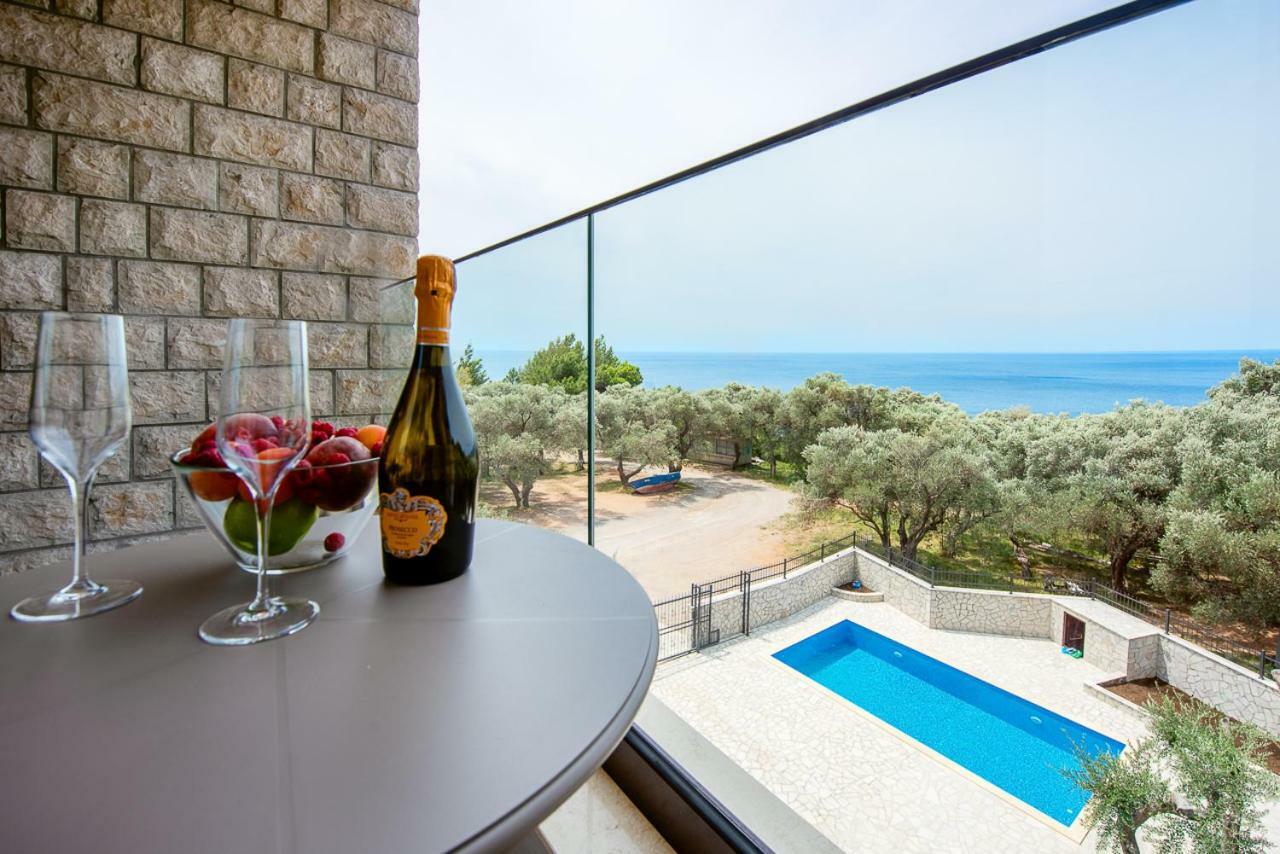 Adria Lux Apartmens 2 Sveti Stefan Exteriör bild